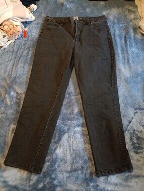 Laura Scott Women's Black Straight-Leg Jeans